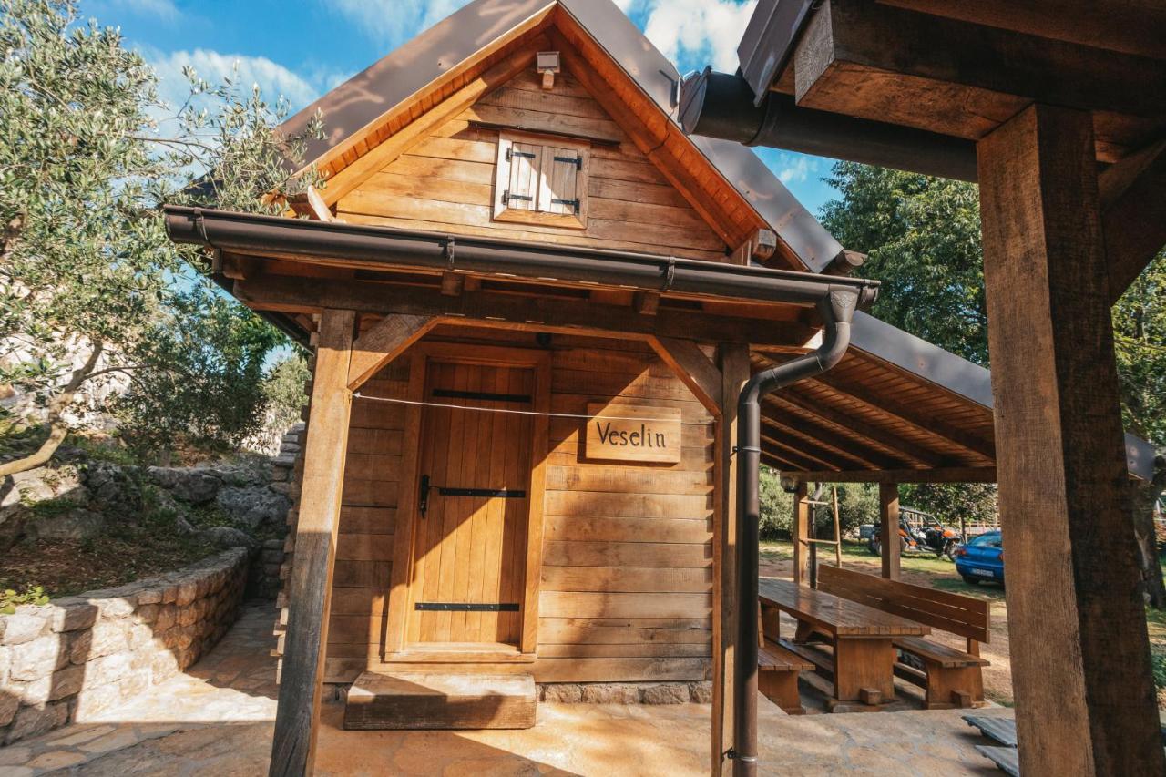 River Huts Zrmanja Обровац Экстерьер фото