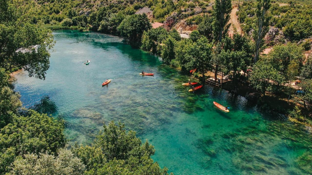 River Huts Zrmanja Обровац Экстерьер фото