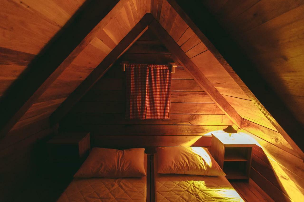 River Huts Zrmanja Обровац Экстерьер фото